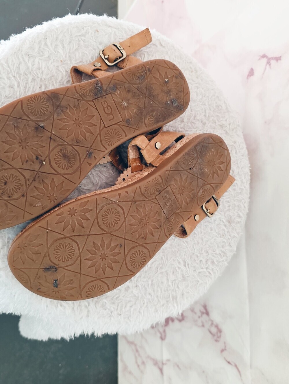 UGG Ayden II Cork Footbed Leather Thong Sandals Tan EU 39 US 8 - Picture 7 of 7
